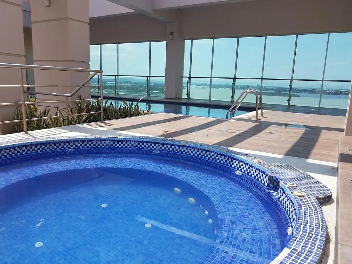 Apartament Ecuabook Penthouse Jacuzzi Riverfront 11012 Guayaquil